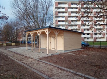 1701 Gartenhaus2